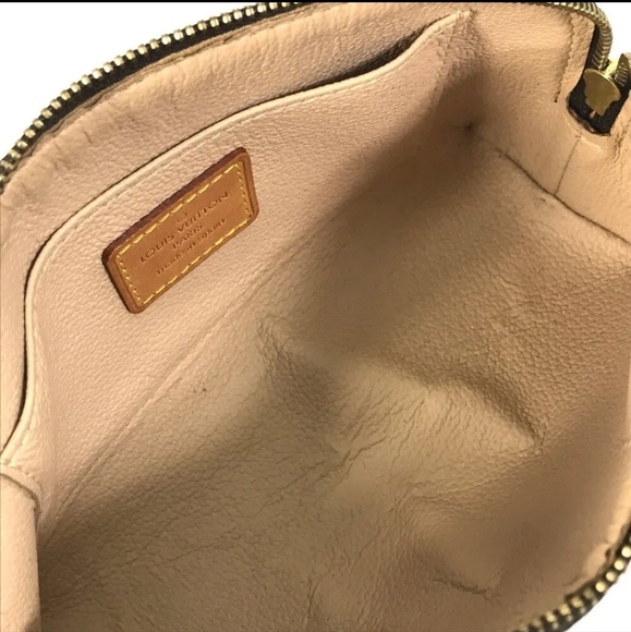 LOUIS VUITTON Monogram Pochette Makeup Cosmetics Pouch - Picture 15 of 16